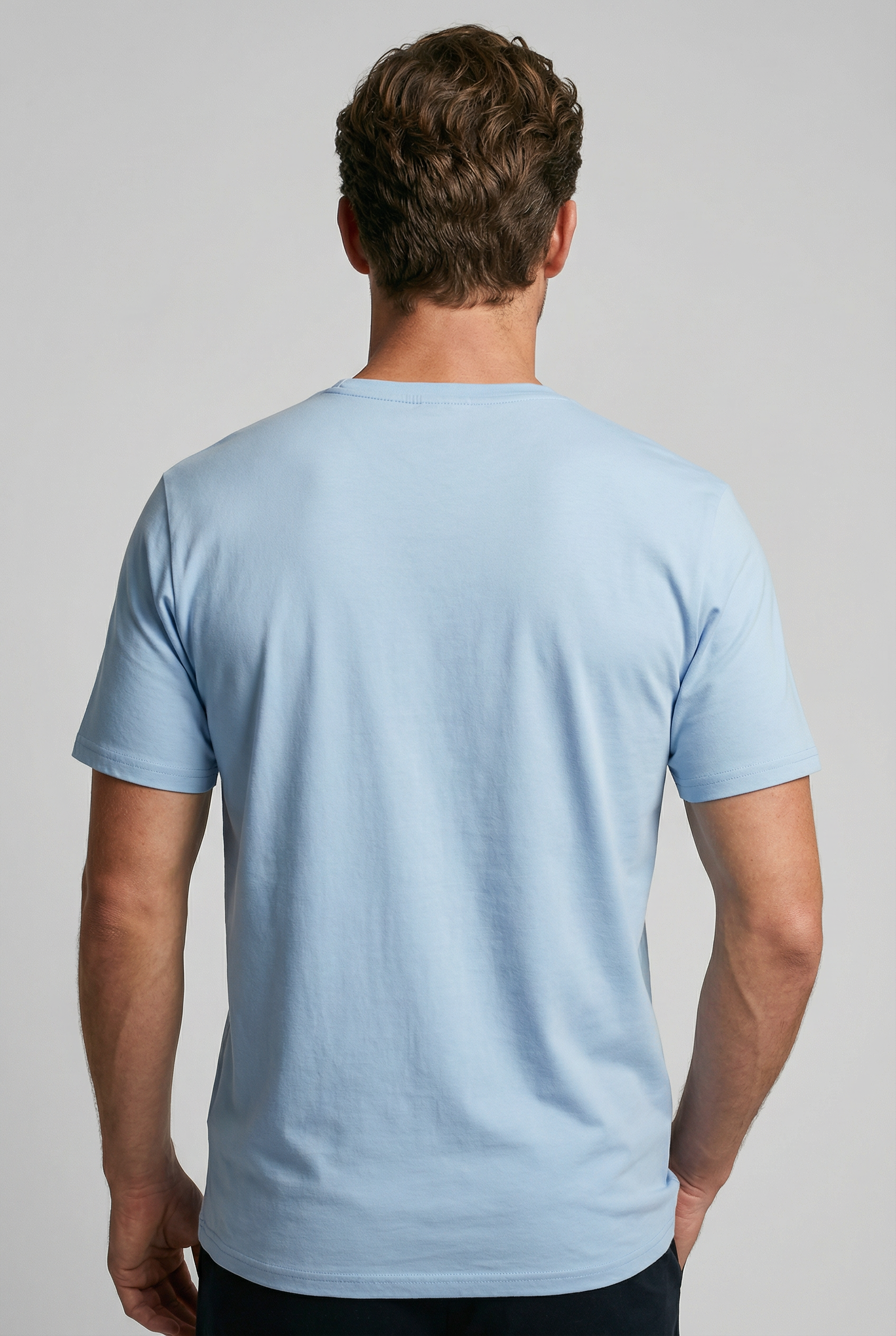 Trueman T-Shirt - Sky Blue - Wear London