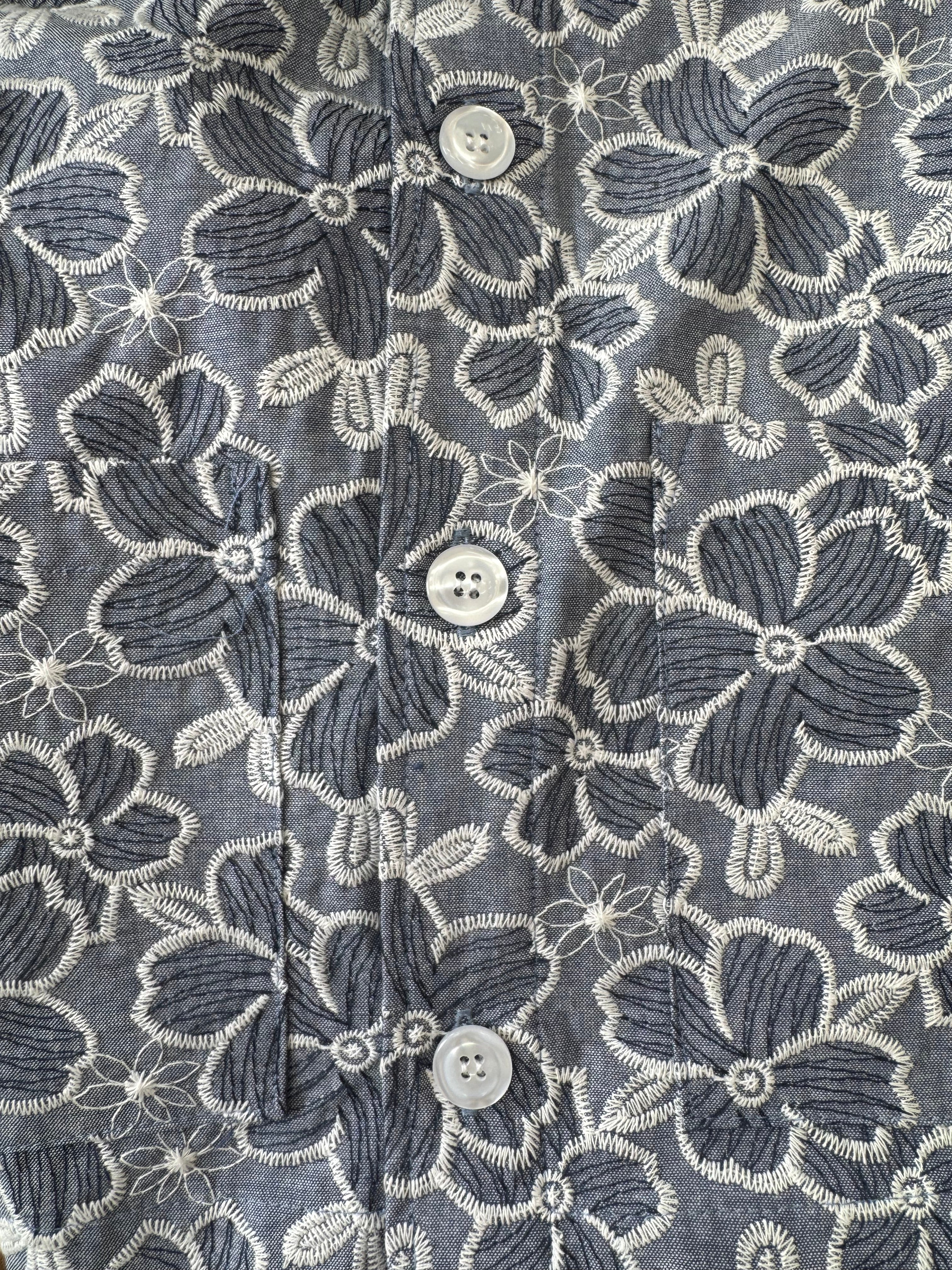 Bethnal Short Sleeve Shirt - Embroidered Chambray Sky Flower - Wear London