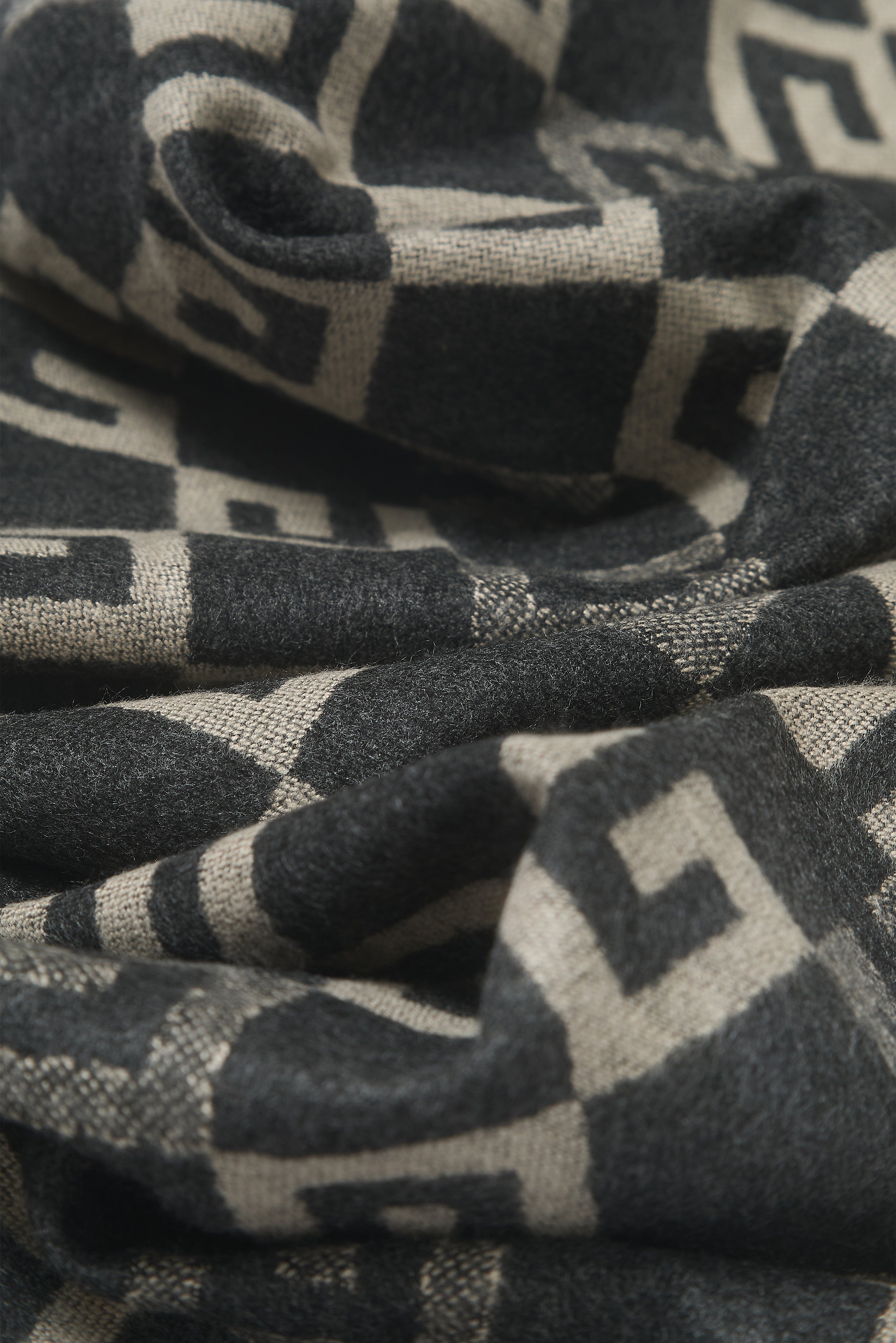 Scarf - Geo Stripe Border Charcoal Ecru - Wear London