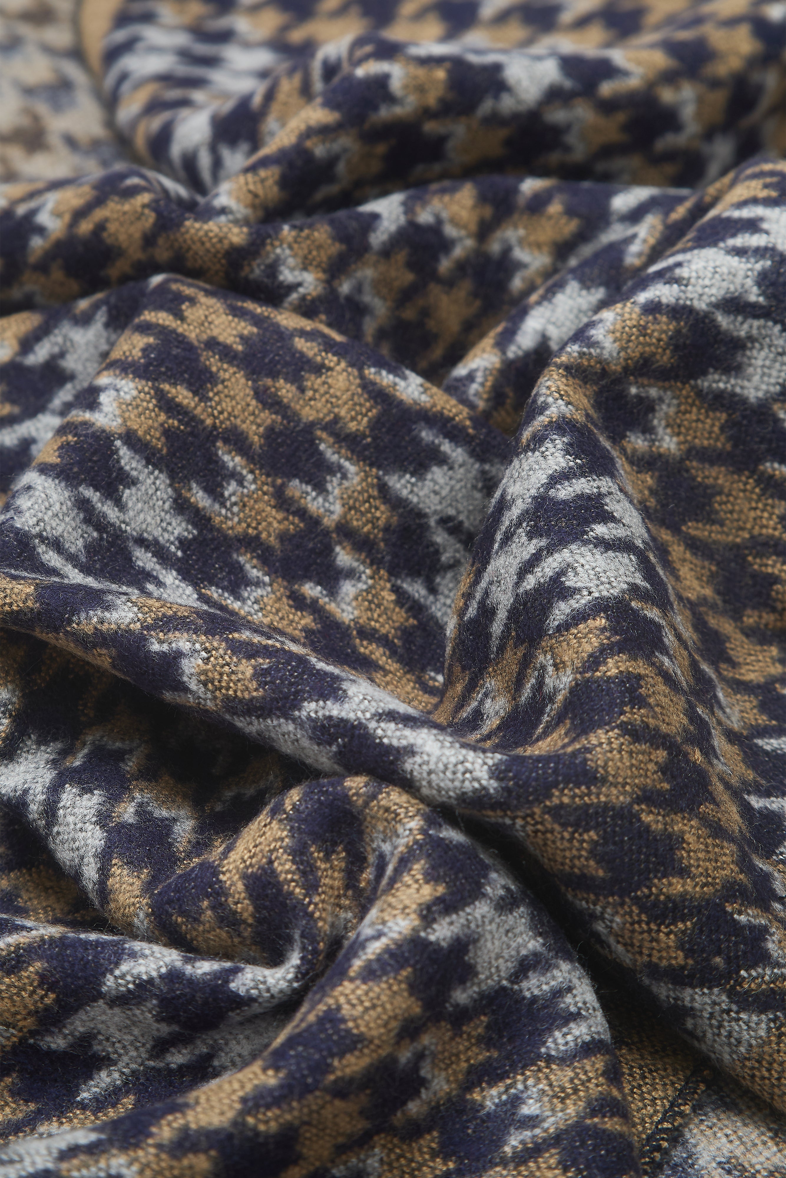 Scarf - Dogtooth Camel - Wear London