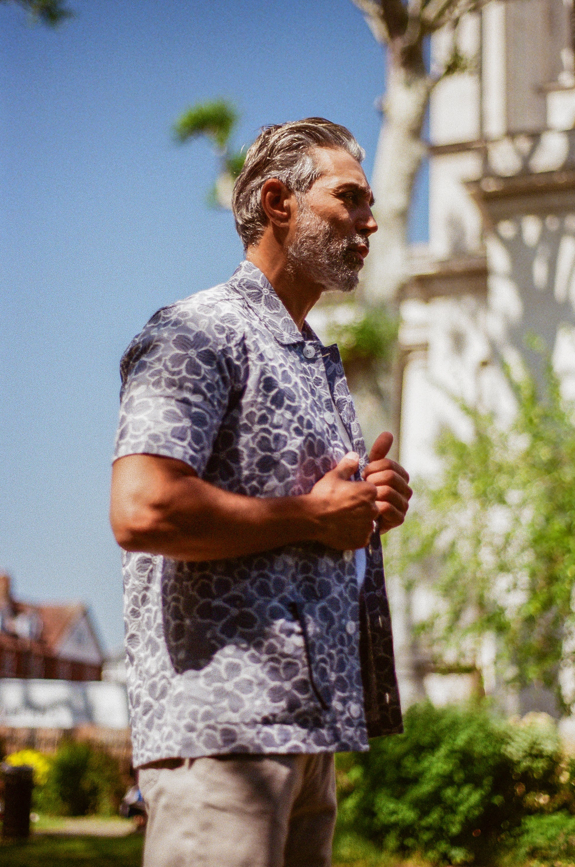 Bethnal Short Sleeve Shirt - Embroidered Chambray Sky Flower - Wear London