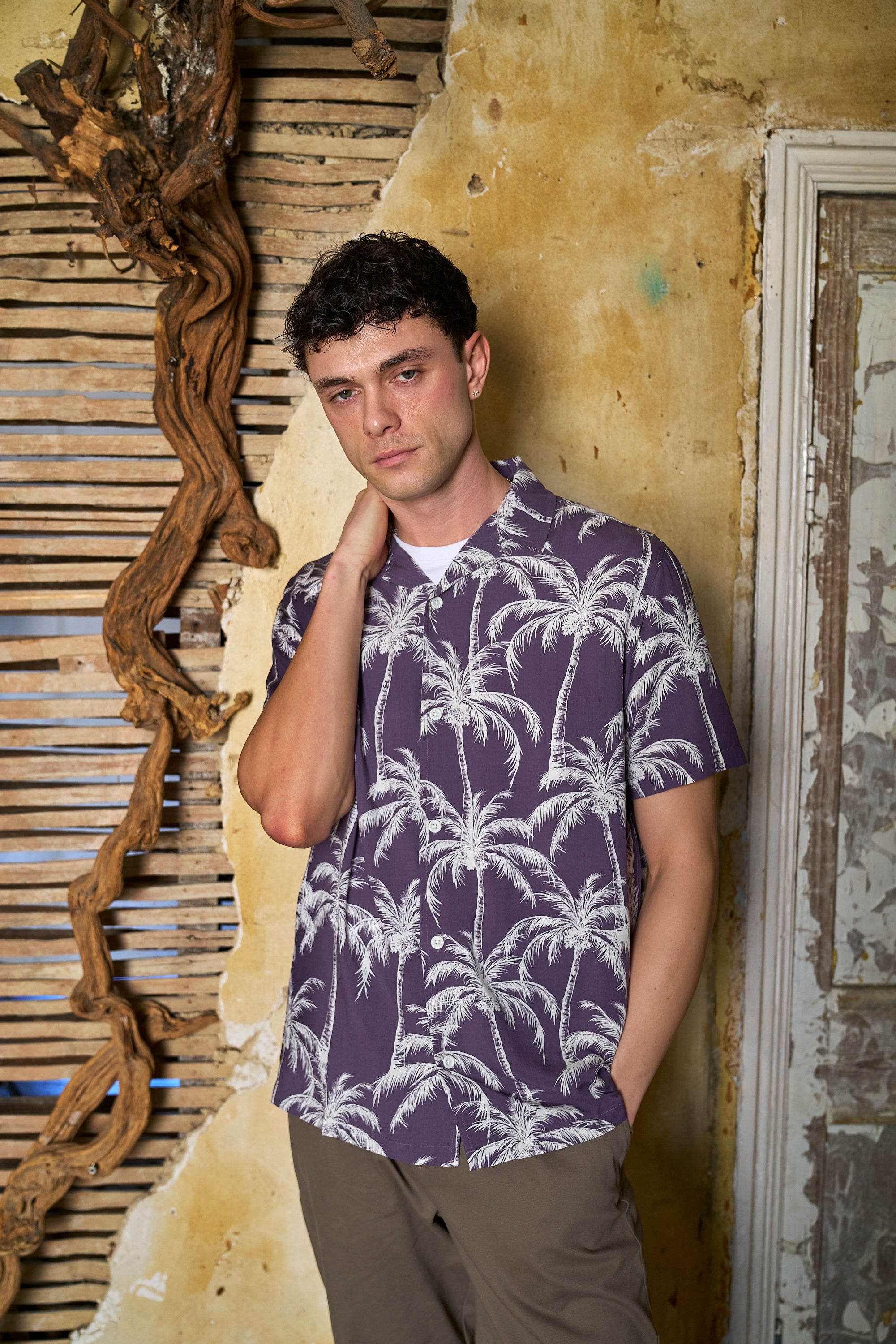 Dano Short Sleeve Shirt - Purple Palm - Wear London