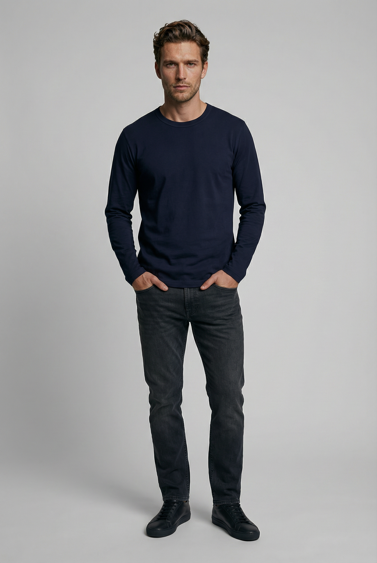 Bevis Long Sleeve Cotton t-shirt - Navy - Wear London