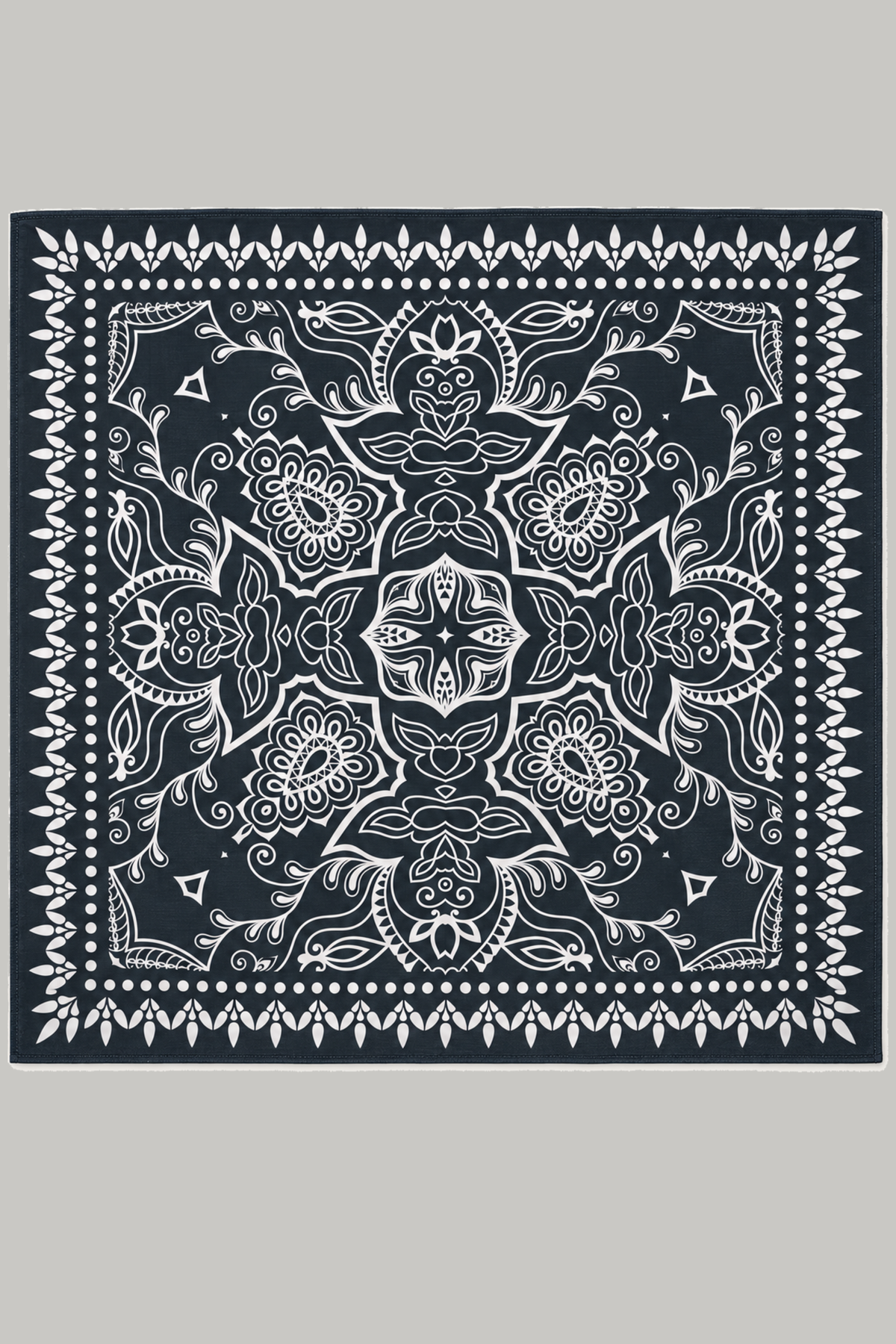Bandana - Black Ecru - Wear London