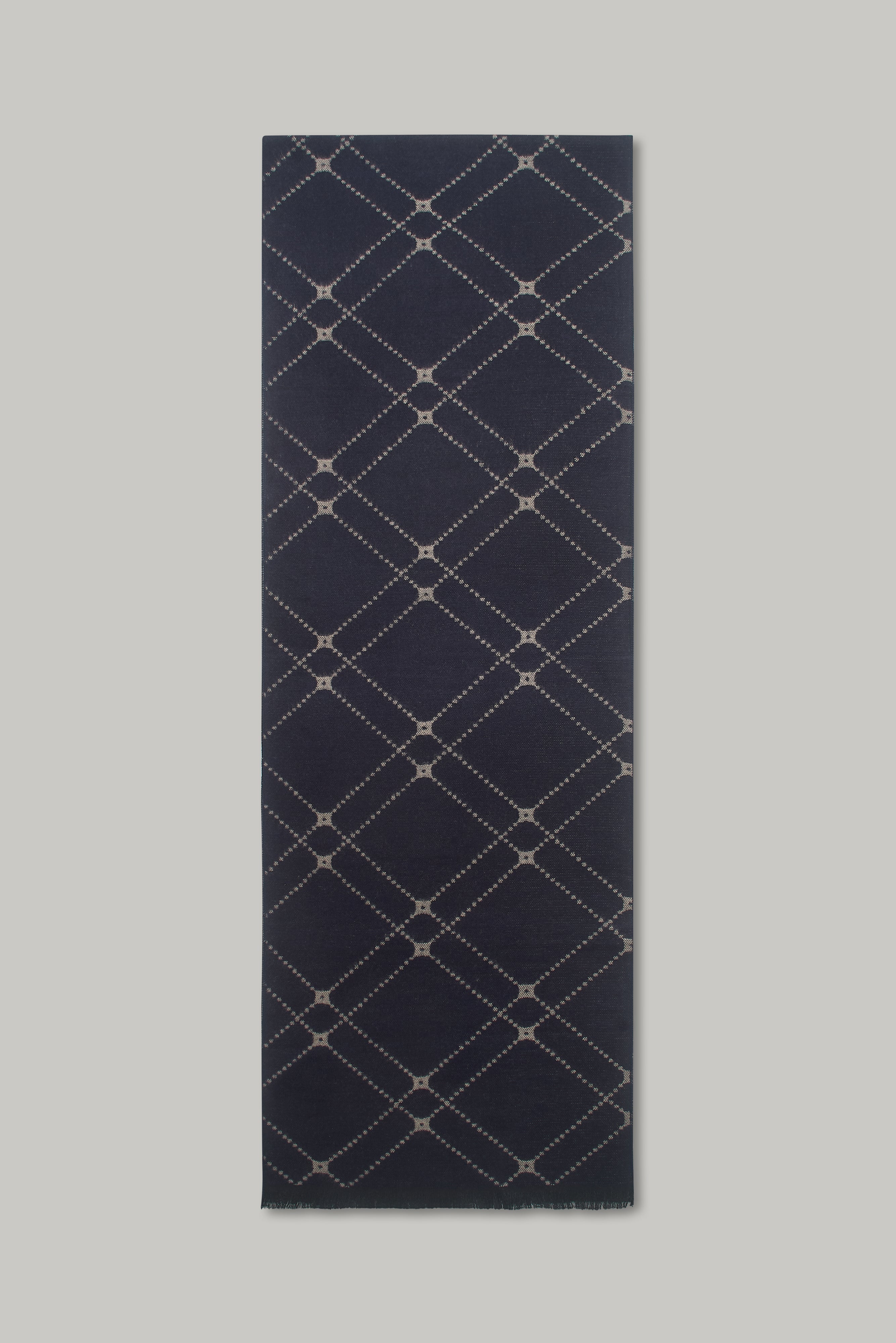 Scarf -  Diamond Navy / Ecru - Wear London