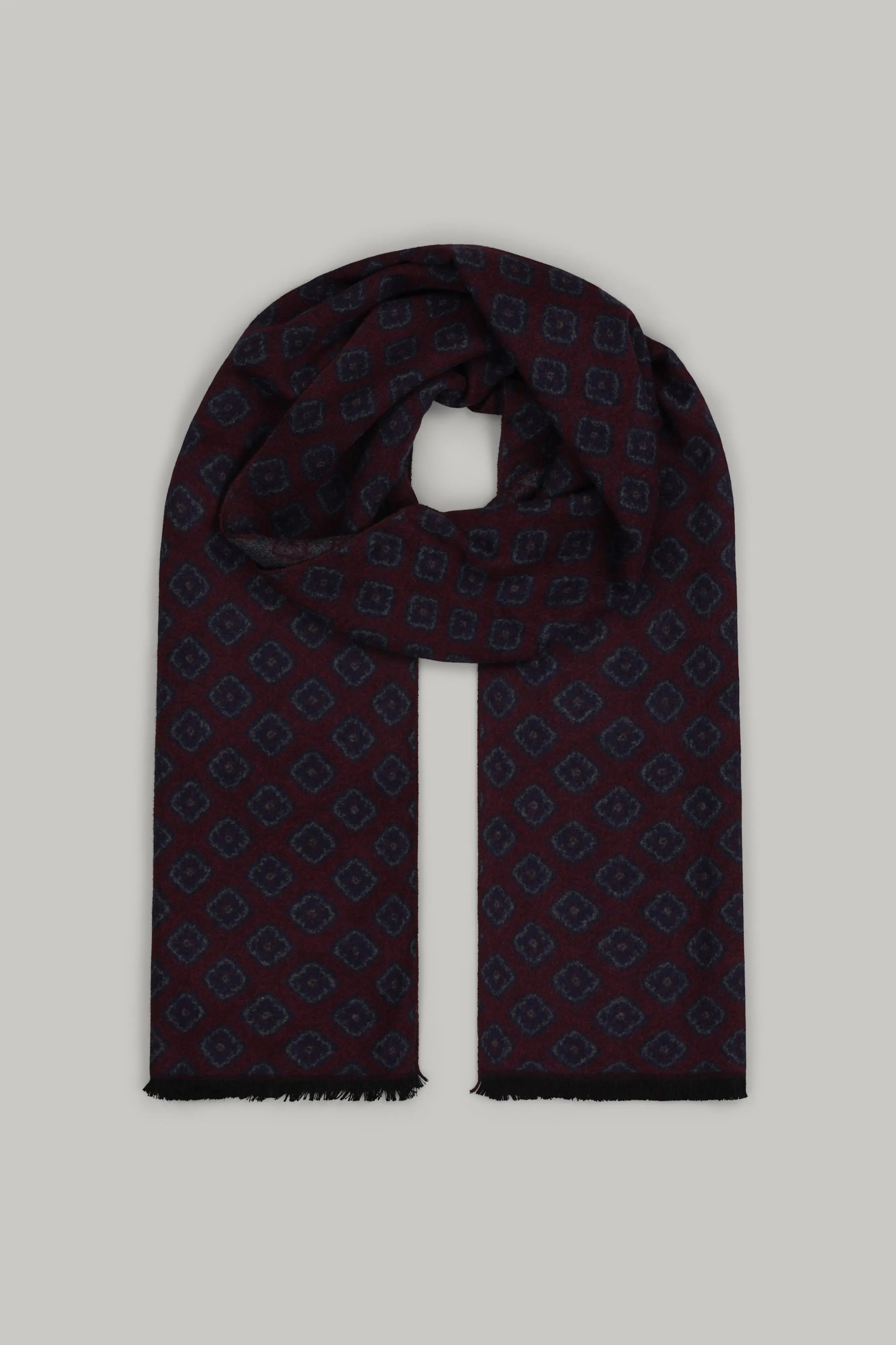 Scarf – 24832119 – Square Paisley – Burgundy Navy - Wear London